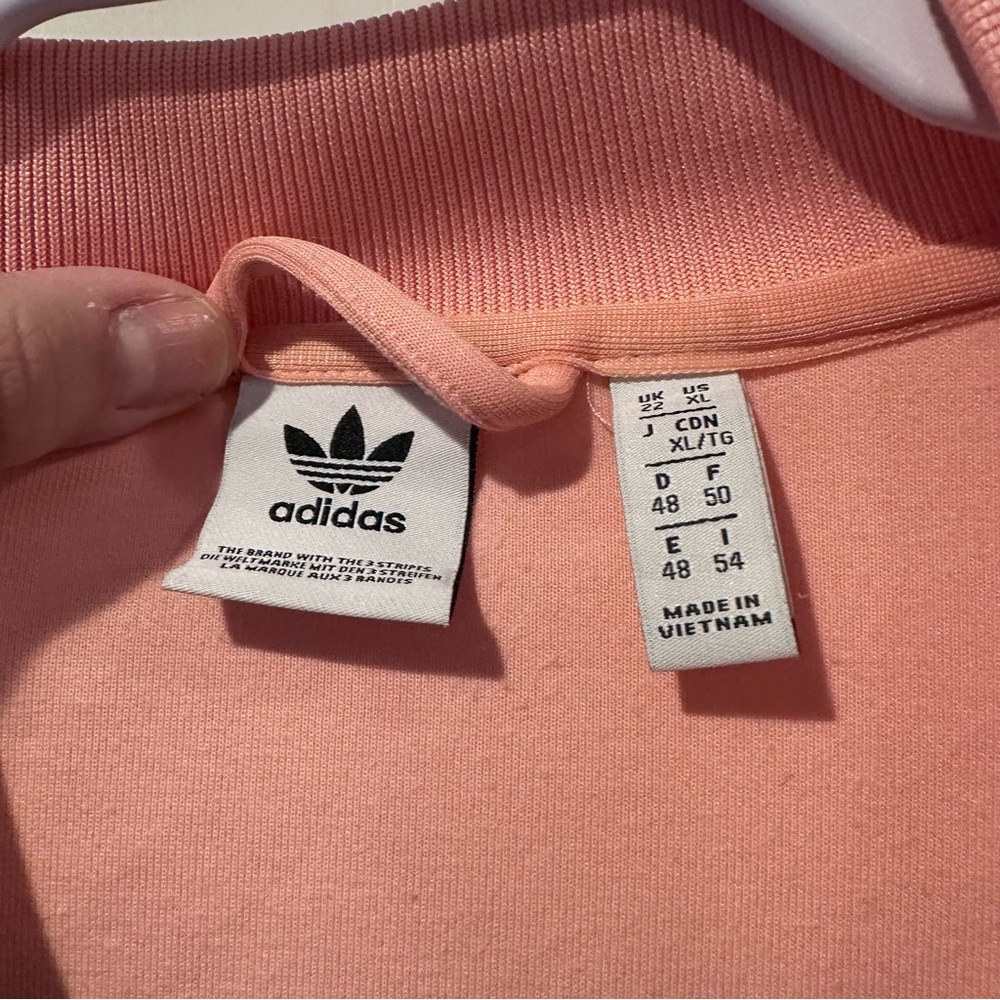 Adidas XL women’s peach knit Track Jacket - Picture 3 of 5